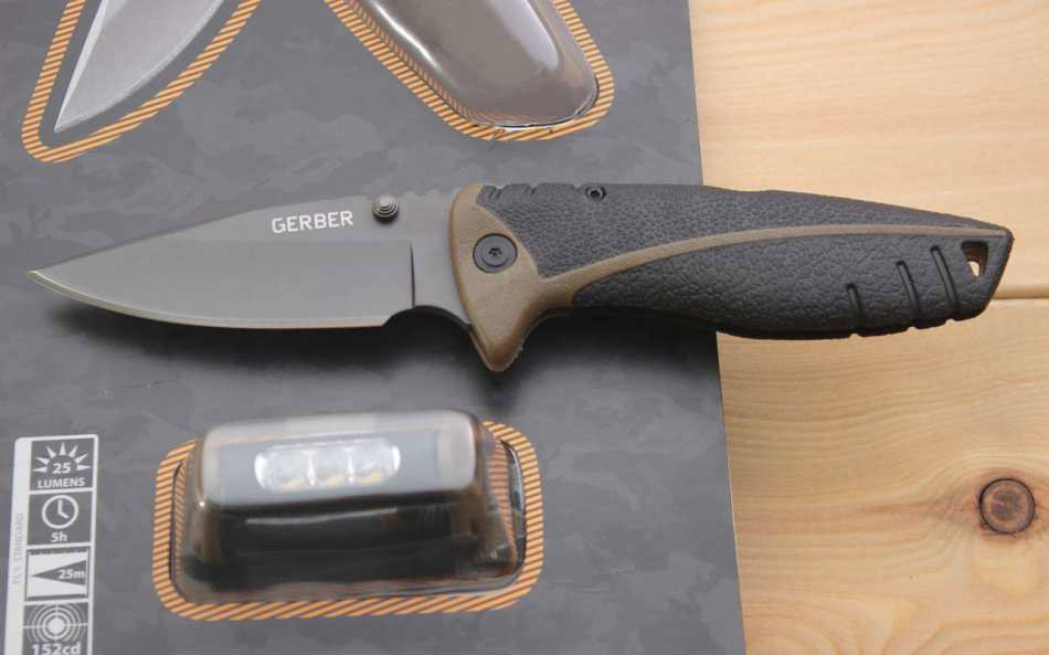 фото Складной нож с фонариком gerber myth folder, сталь 7cr17mov, рукоять стеклонейлон