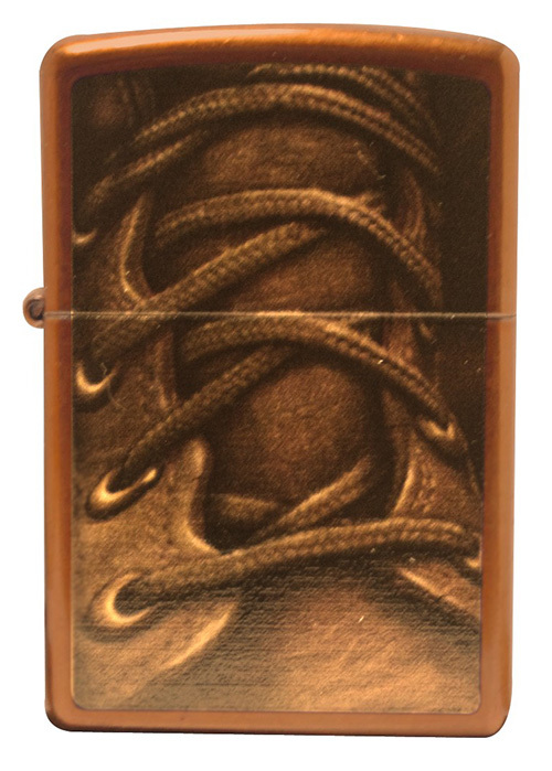 Зажигалка ZIPPO Boot Laces, латунь с покрытием Toffee™, бронзова, 36х12x56 мм Зажигалка ZIPPO Boot Laces, латунь с покрытием Toffee™, бронзова, 36х12x56 ммЗажигалки Zippo<br>Зажигалка ZIPPO Boot Laces, латунь с покрытием Toffee™, бронзовый с рисунком ботинка со шнурком, 36х12x56 мм<br>