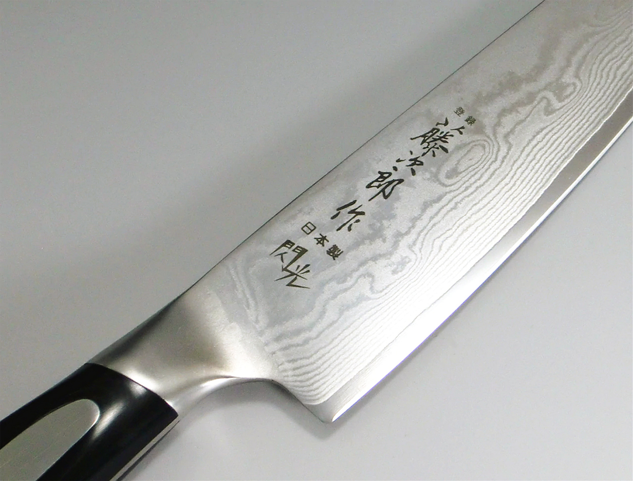 фото Кухонный нож традиционный японский деба мини, flash, tojiro, ff-de105, сталь vg-10, в картонной коробке