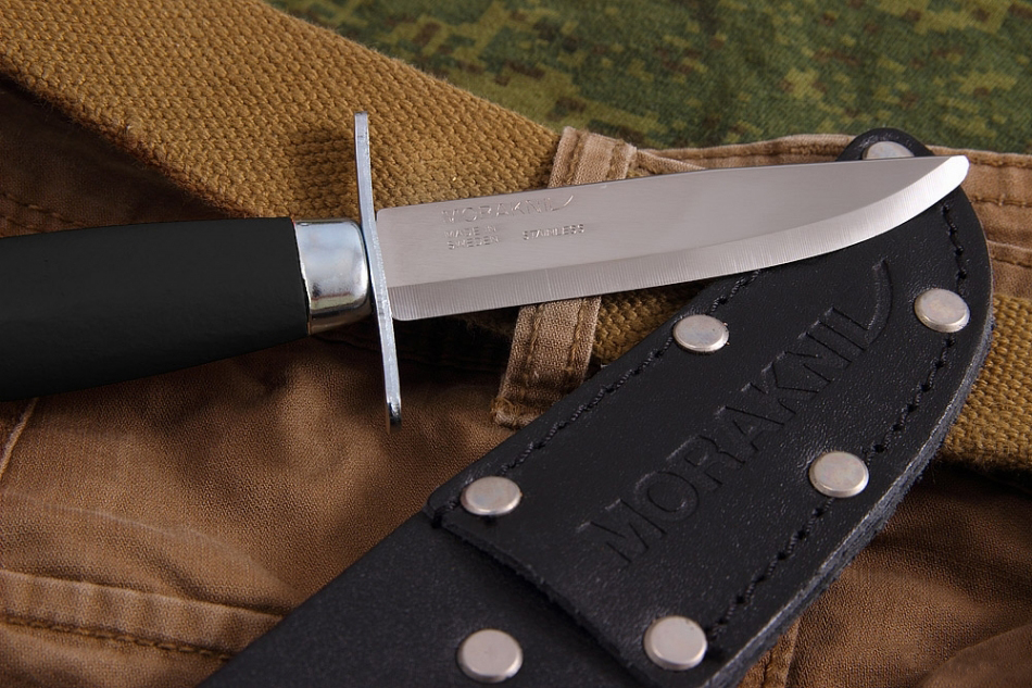 фото Нож с фиксированным лезвием morakniv scout 39 safe black, сталь sandvik 12c27, рукоять береза, черный
