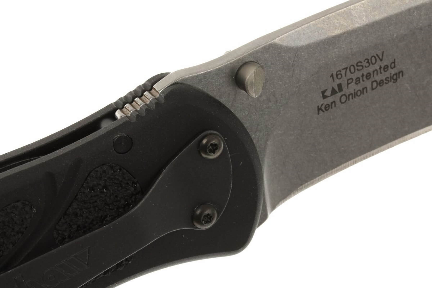 Нож с клинком из стали S30V