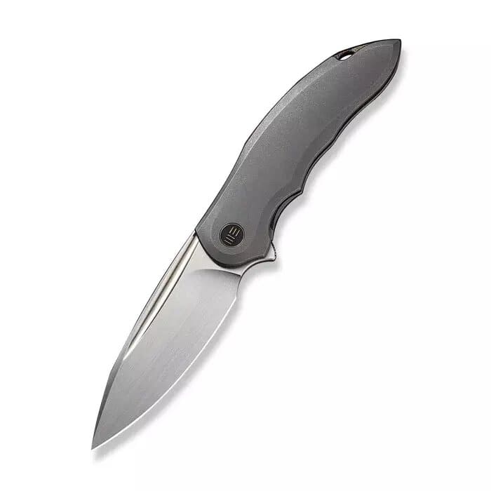 weknife-makani-flipper-knife-titanium-handle-361-cpm-20cv-blade-we21048-2-152282_700x (1).jpg