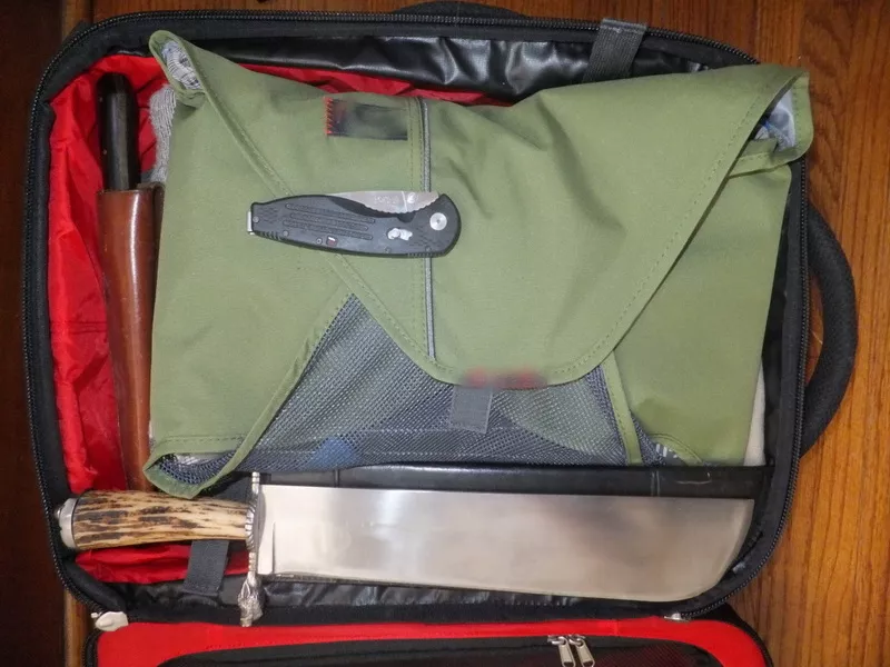 Ножи в багаже