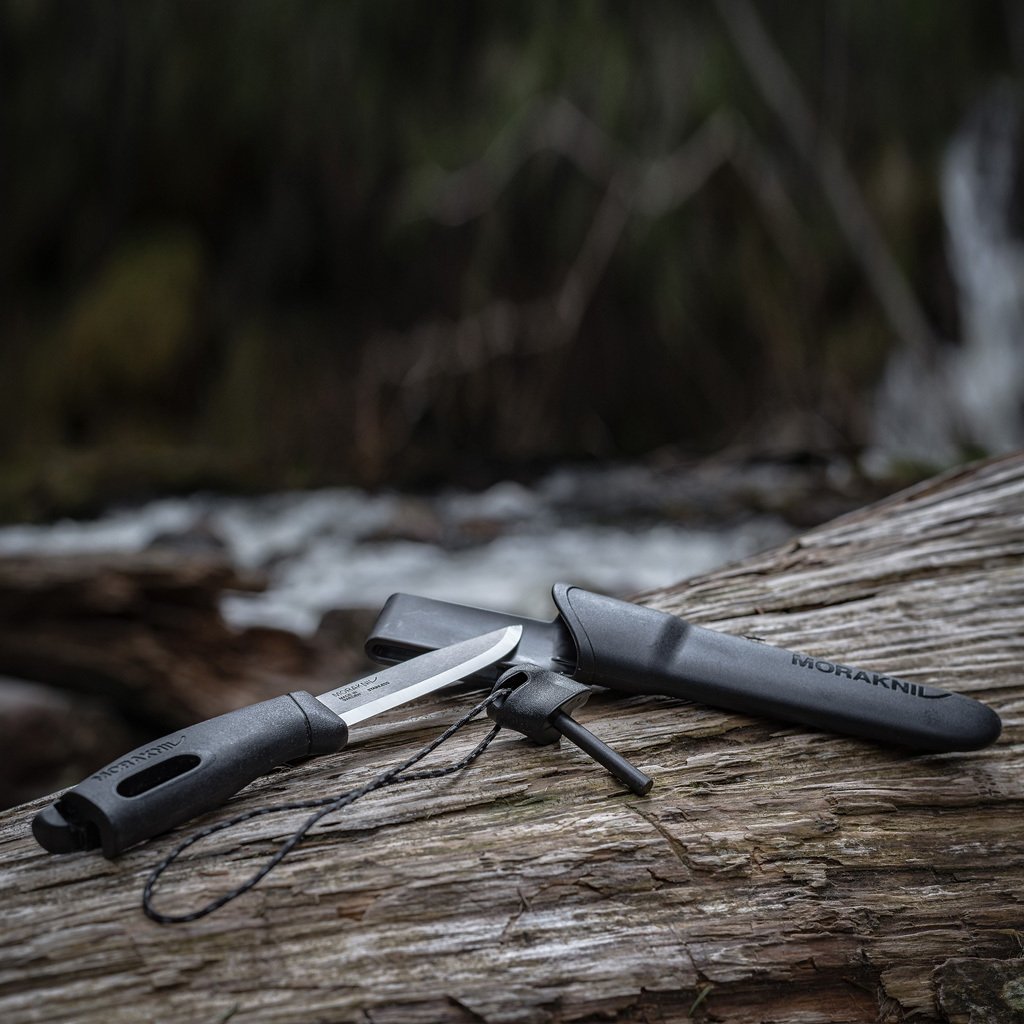 Нож с фиксированным лезвием Morakniv Companion Spark Black, сталь Sandvik 12C27, рукоять резина/пластик от Ножиков