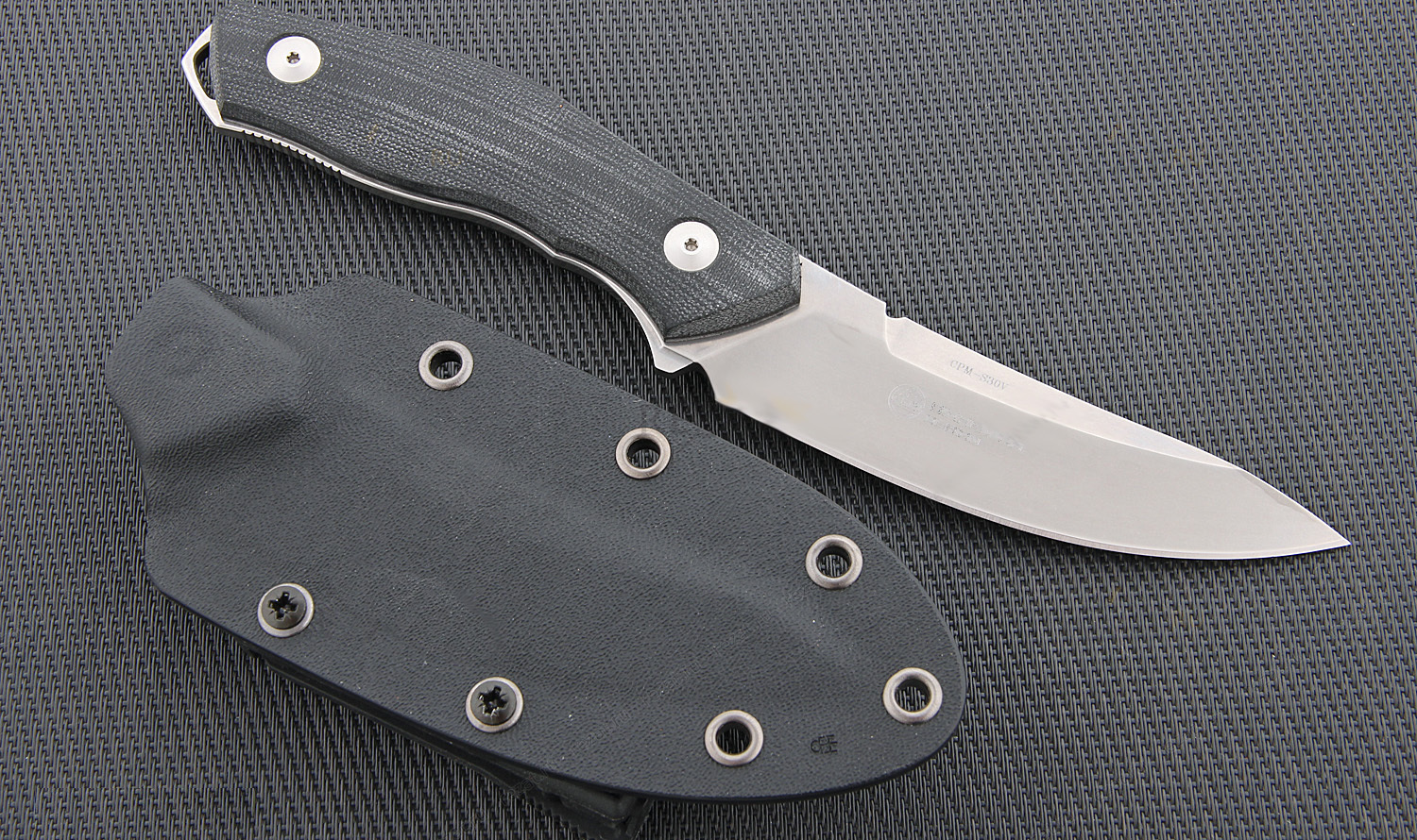 Нож с фиксированным клинком C.U.T. Fixed, Black/Gray G-10 Scales, Stonewashed CPM® S30V™, Dmitry Sinkevich (SiDiS) Design, Kydex Sheath 10.6 см.
