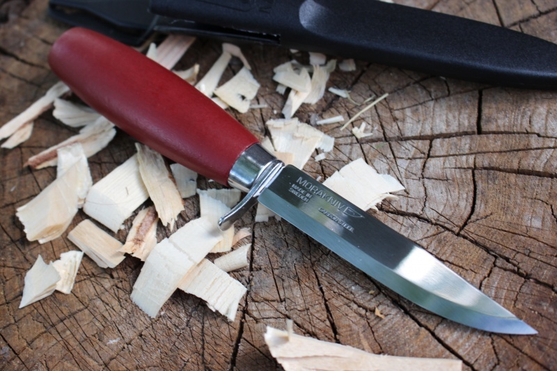 Нож с фиксированным лезвием Morakniv Classic 612, углеродистая сталь, рукоять береза - фото 6