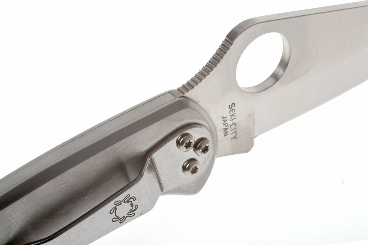 Складной нож Delica 4 - Spyderco C11P, сталь VG-10 Satin Plain, рукоять нержавеющая сталь - фото 10