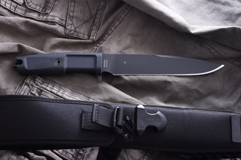 фото Нож с фиксированным клинком extrema ratio venom plain edge, сталь bhler n690, рукоять прорезиненный форпрен