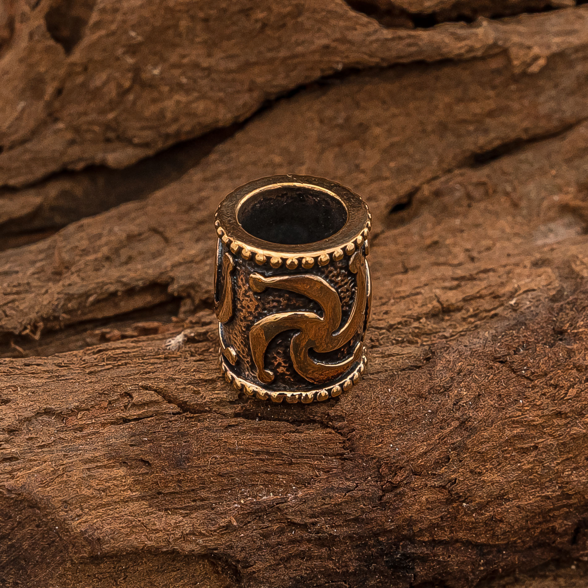 фото Бусина для темляка символ рода, бронза рязанская литейная мастерская