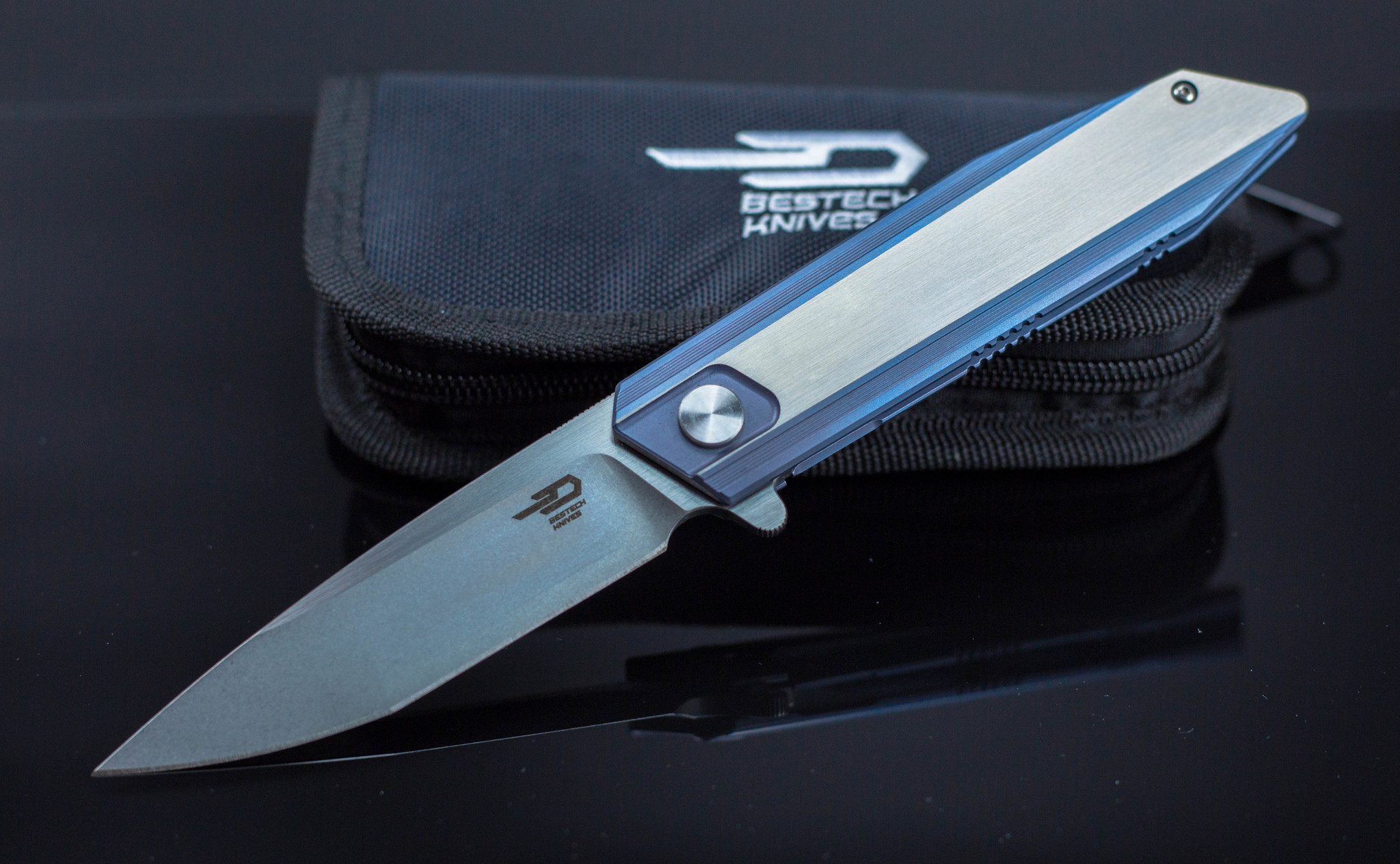 Складной нож Bestech Knives Shogun BT1701С, сталь CPM-S35VN, рукоять титан