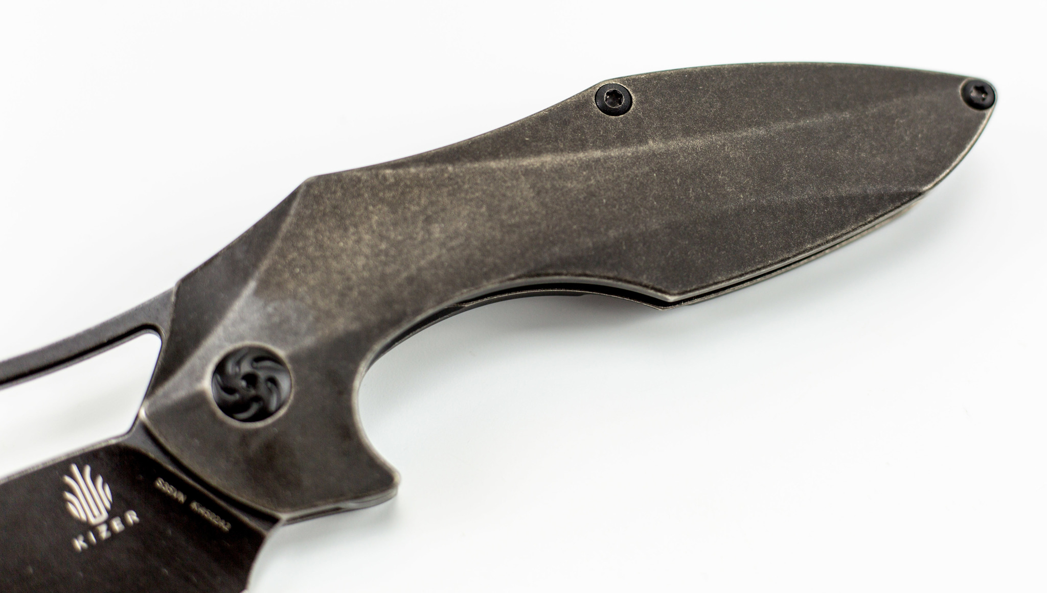 Складной нож Kizer Megatherium из стали CPM-S35VN, рукоять титан от Ножиков