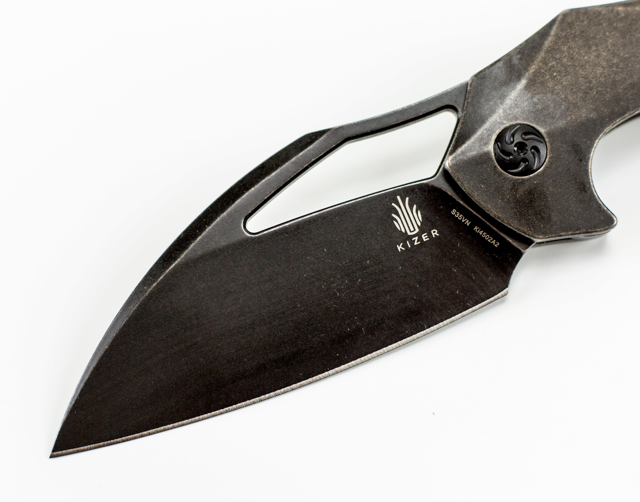 Складной нож Kizer Megatherium из стали CPM-S35VN, рукоять титан от Ножиков