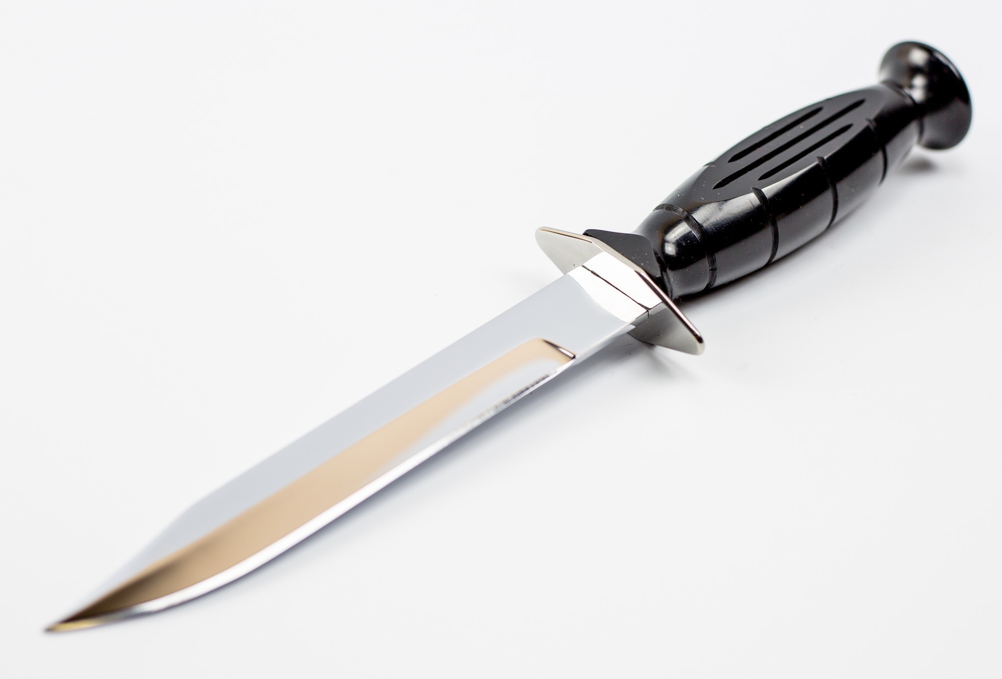 Нож НР-43 Вишня, черная, хромированная