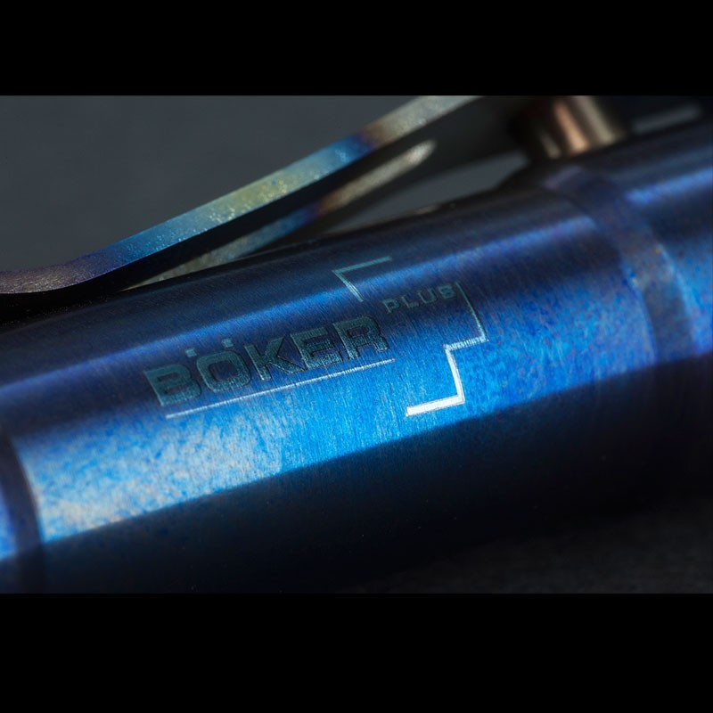 Тактическая ручка Cal .50 CID (Clip-Integrated-Design) Titanium Flame, Boker Plus 09BO074, градиент - фото 8