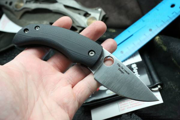 Нож складной Filip De Leeuw’s Friction Folder Spyderco 167GP, сталь VG-10 Satin Plain, рукоять стеклотекстолит G10, чёрный - фото 3