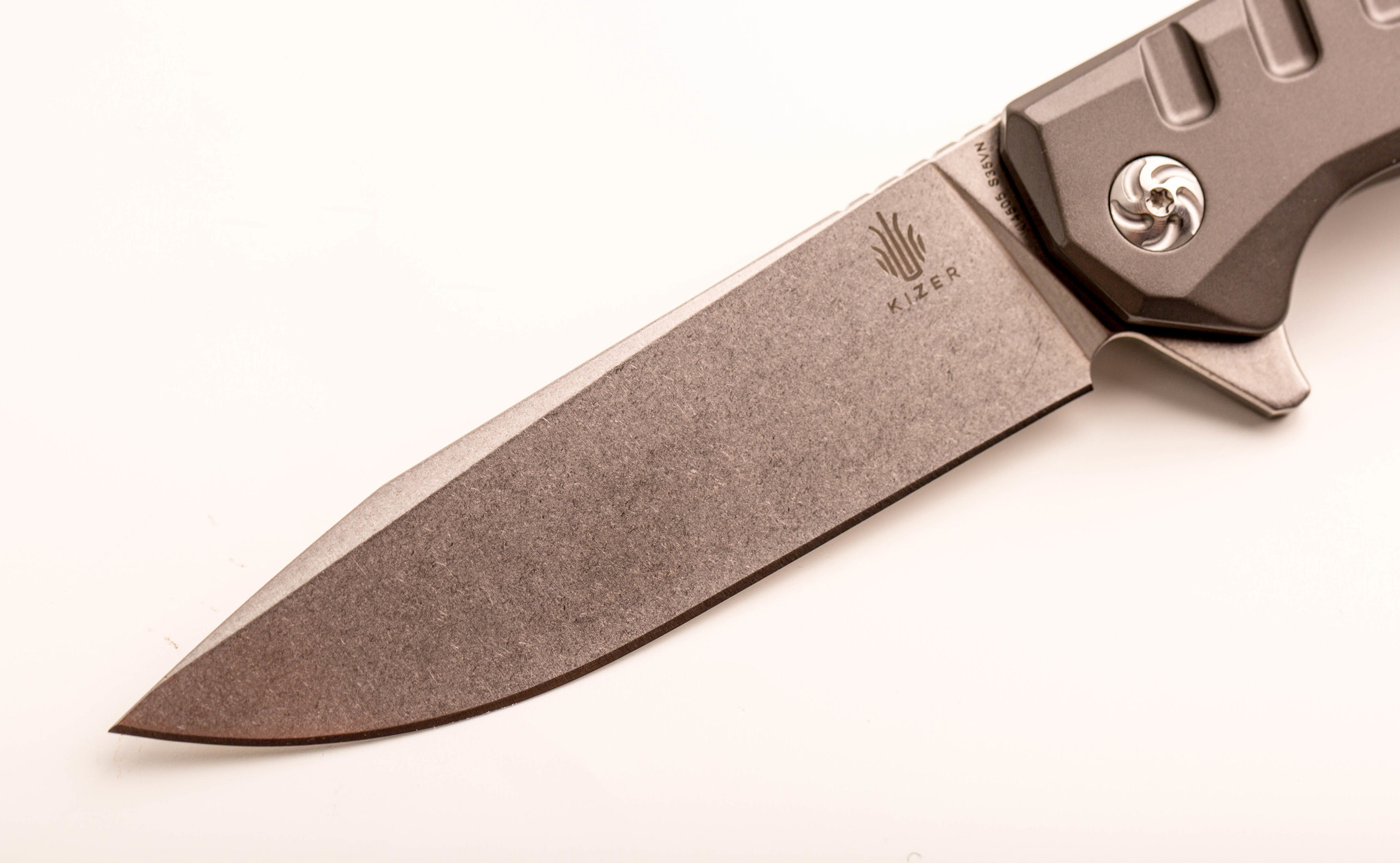 Складной нож Kizer Basalt, сталь CPM-S35VN, рукоять титан от Ножиков