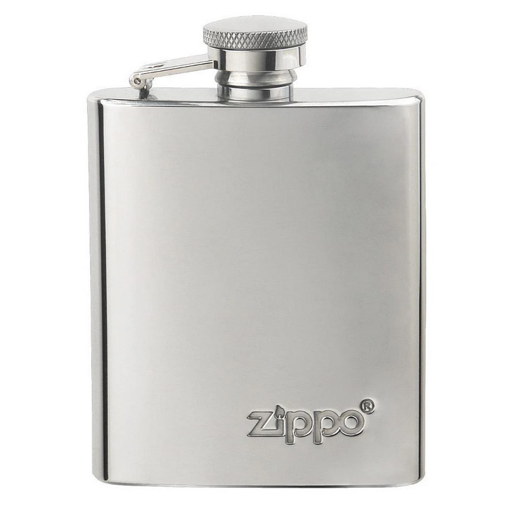 Подарочный набор ZIPPO: фляжка 89 мл и зажигалка, латунь/сталь, серебристый, в коробке с подвесом - фото 4