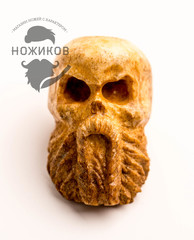 Фото Бусина для темляка Бородатый череп