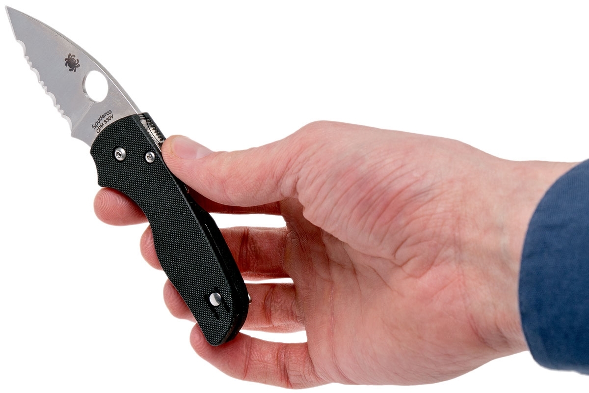 фото Нож складной lil' native - spyderco 230gs, сталь crucible cpm® s30v™ satin serrated, рукоять стеклотекстолит g10, чёрный