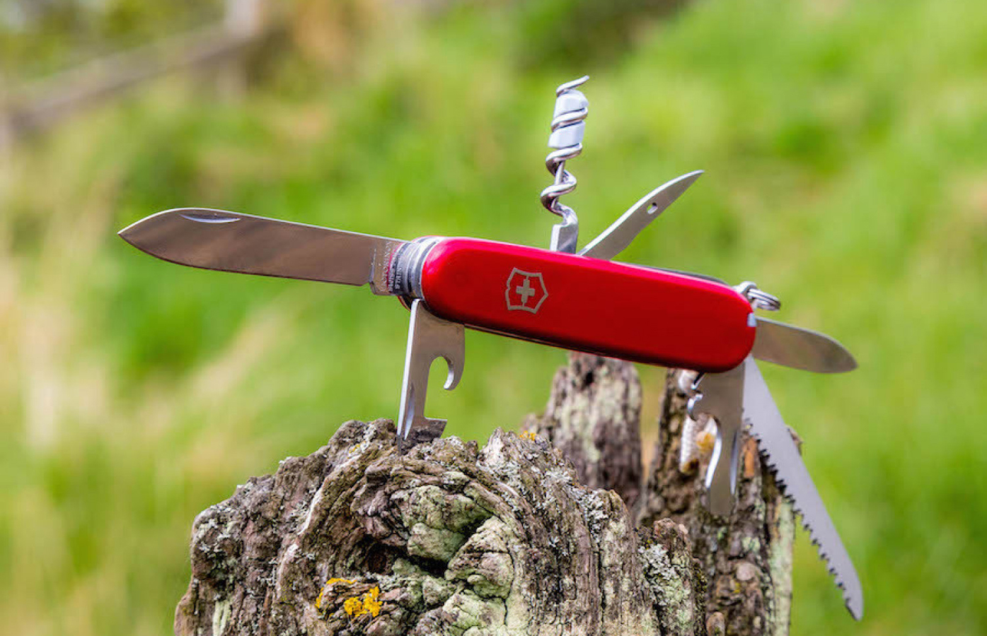 Нож перочинный Victorinox Camper 1.3613 91мм 13 функций красный - фото 8