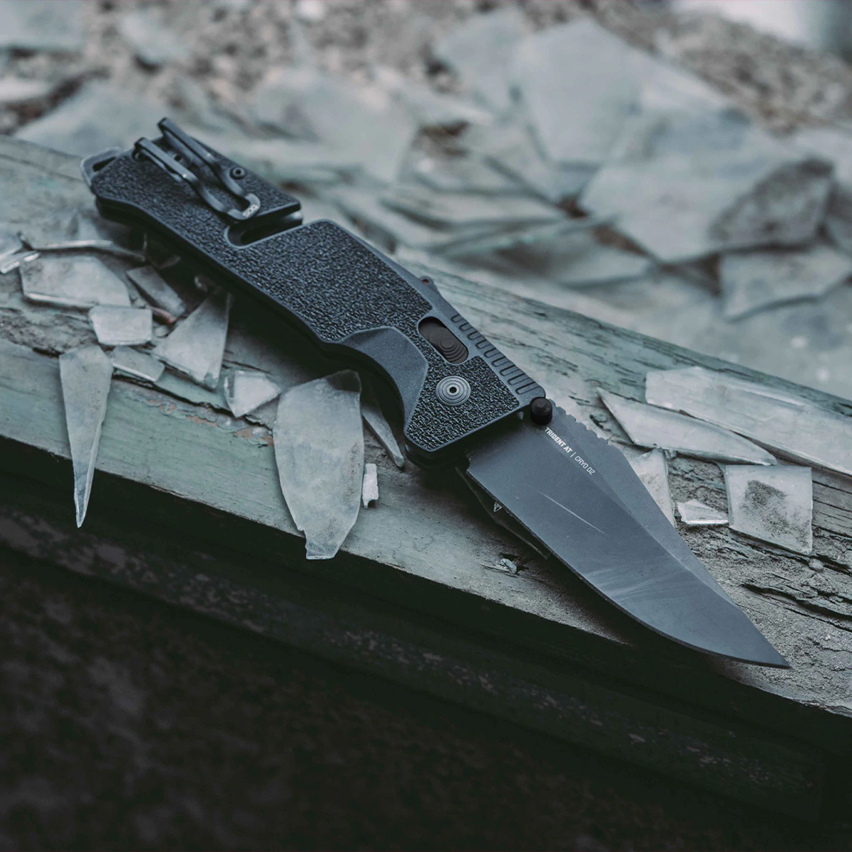 Полуавтоматический складной нож Trident Mk3 Blackout, сталь D2, рукоять GRN - фото 9