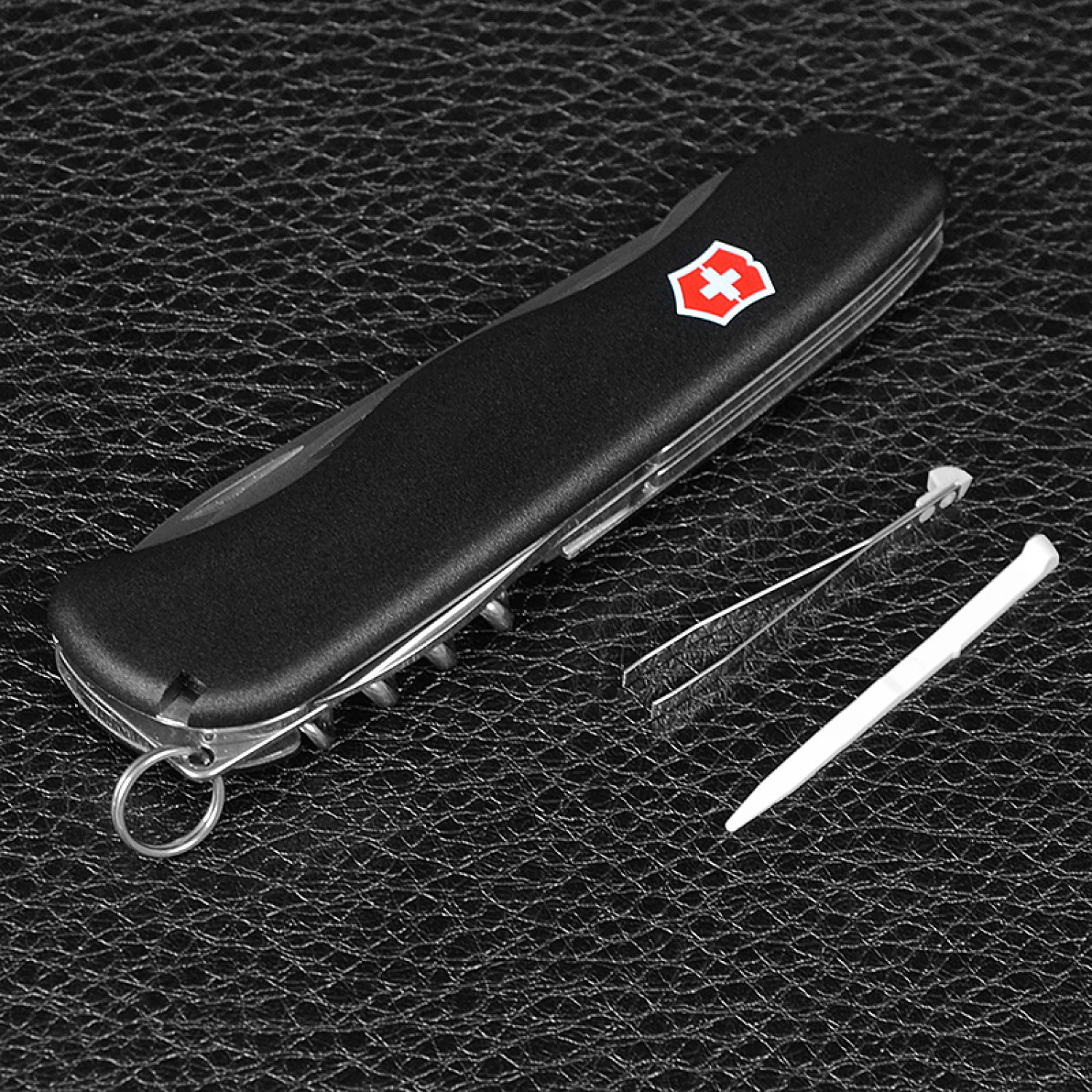 фото Нож перочинный victorinox picknicker, сталь x55crmo14, рукоять cellidor®, черный