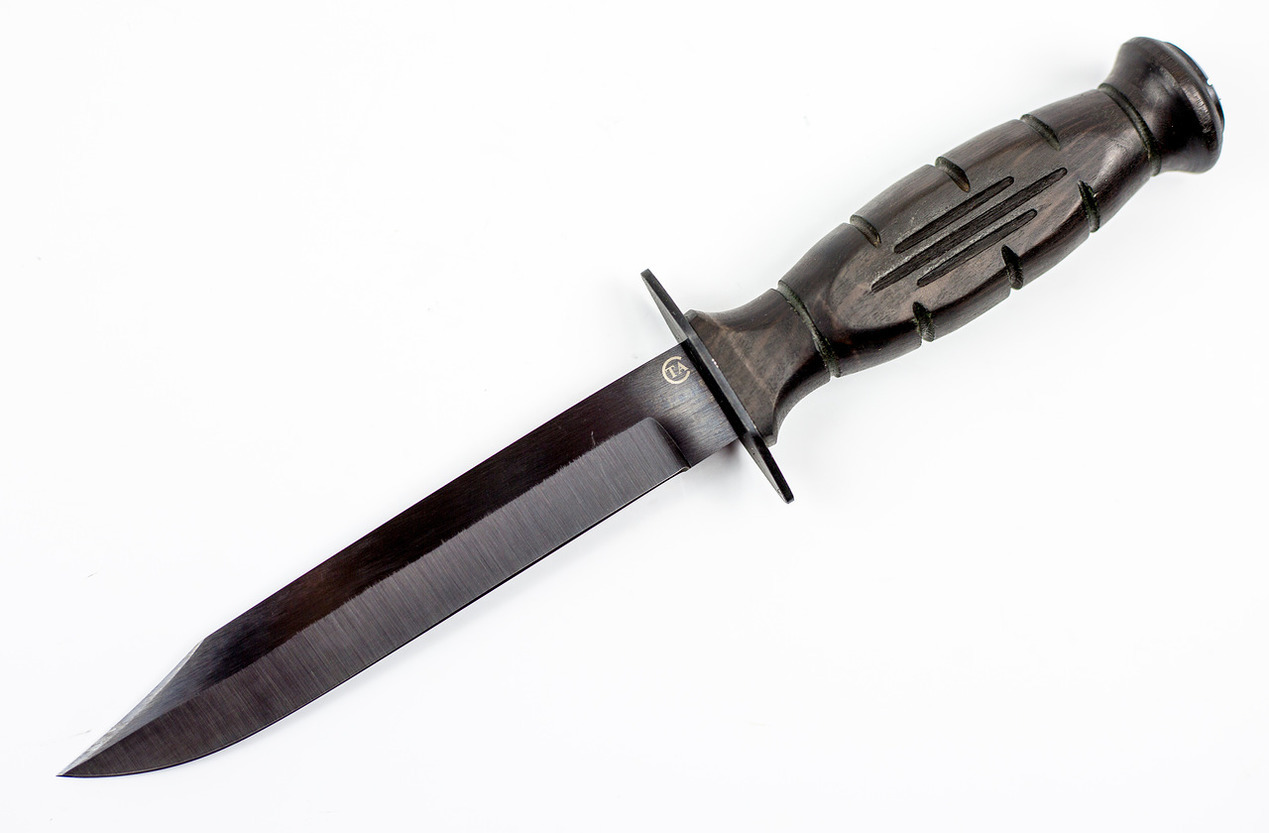 фото Нож вишня, сталь 65г, резной граб титов и солдатова