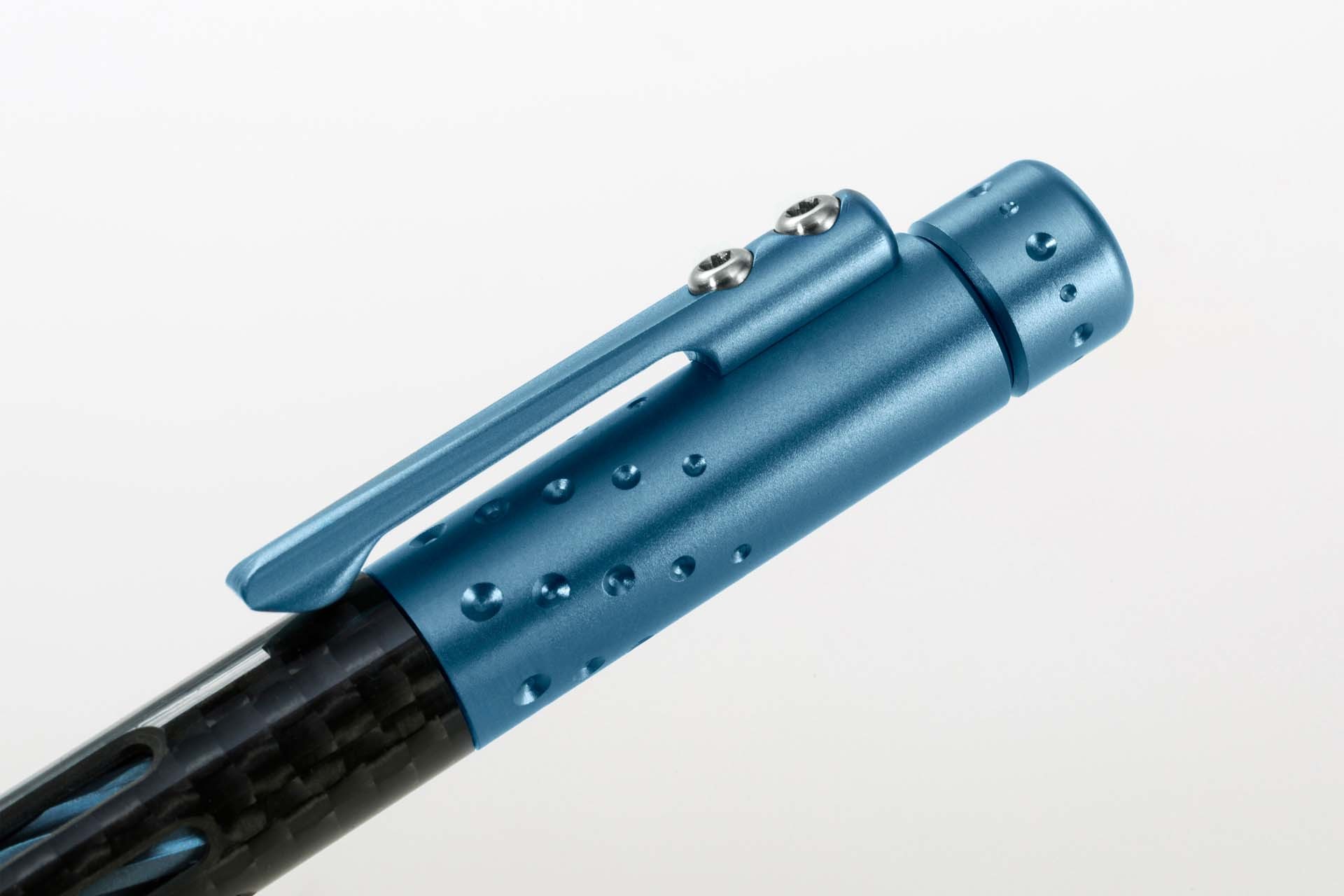 Тактическая ручка Lionsteel Nyala, корпус карбон/титан, Blue Matte. Фото №4