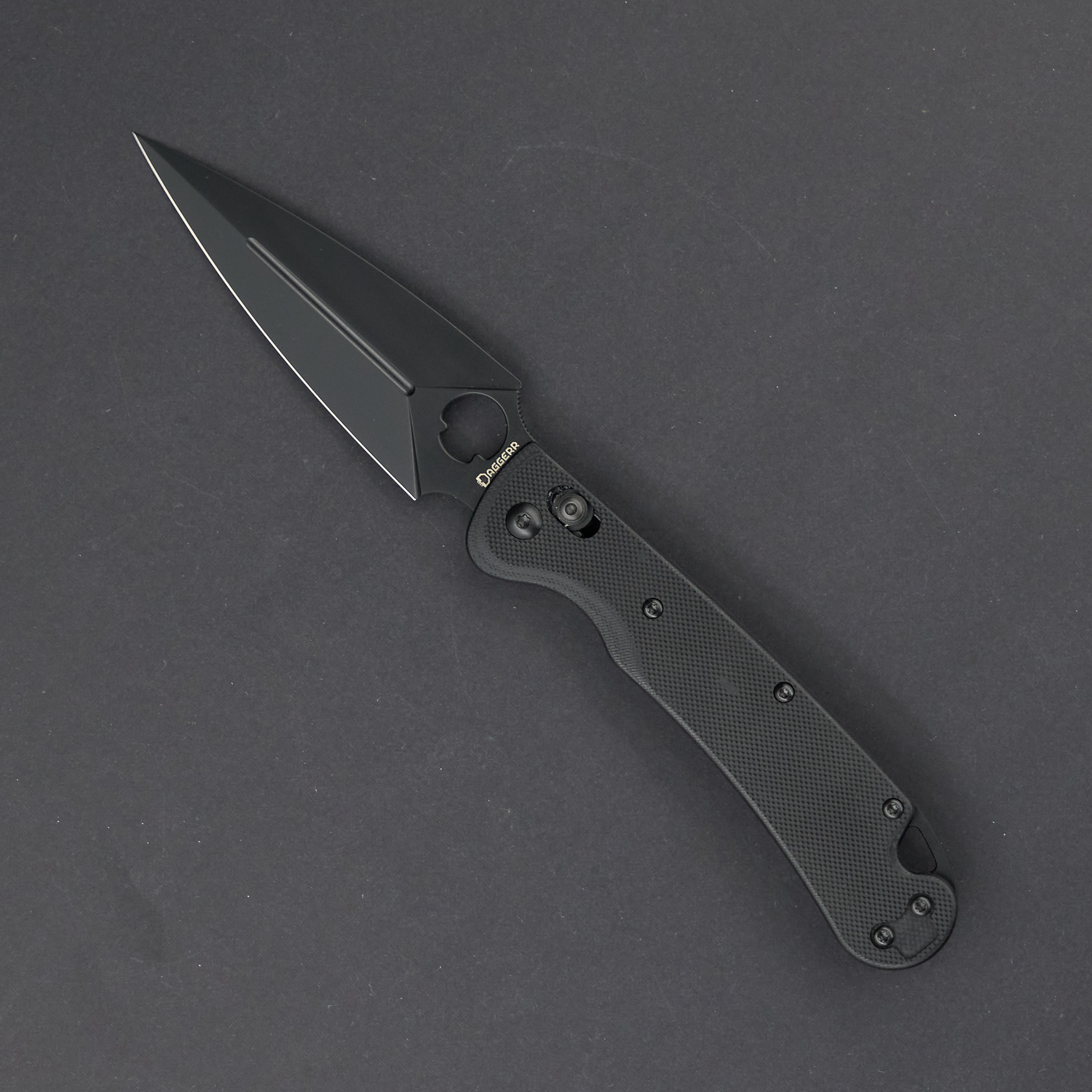 

Складной нож Daggerr Arrow Slim X-Lock PVD сталь VG-10, рукоять Black G10