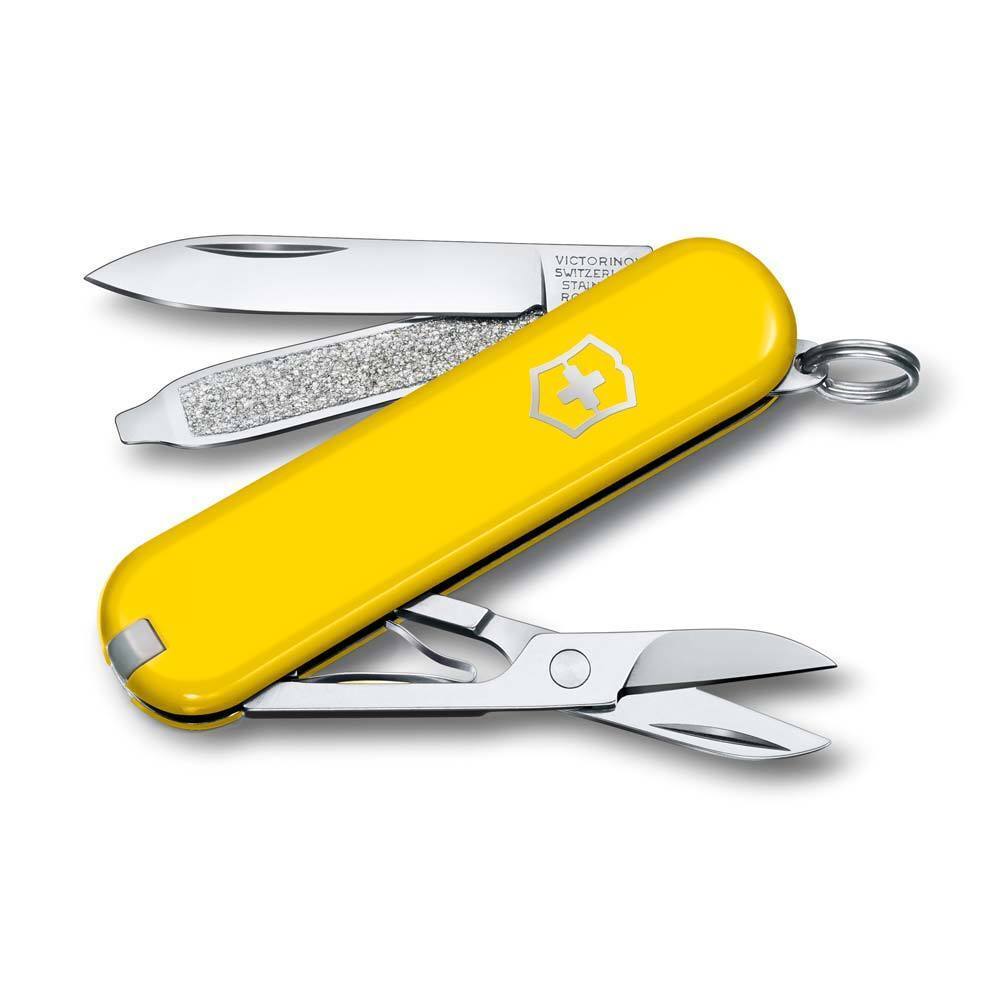 Нож Victorinox Classic SD Colors, Sunny Side (0.6223.8G) жёлтый, 7 функций 58мм нож victorinox classic sd colors mystical morning 0 6223 t31g серый полупрозрачный 7 функций 58мм