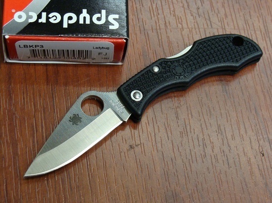 Нож складной Ladybug 3 - Spyderco LBKP3, сталь VG-10 Satin Plain, рукоять термопластик FRN, чёрный - фото 5