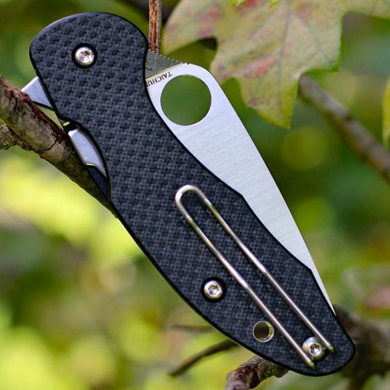 фото Нож складной mantra 3 spyderco c233cfp, сталь crucible cpm® s30v™ satin plain, рукоять карбон/стеклотекстолит g10, чёрный