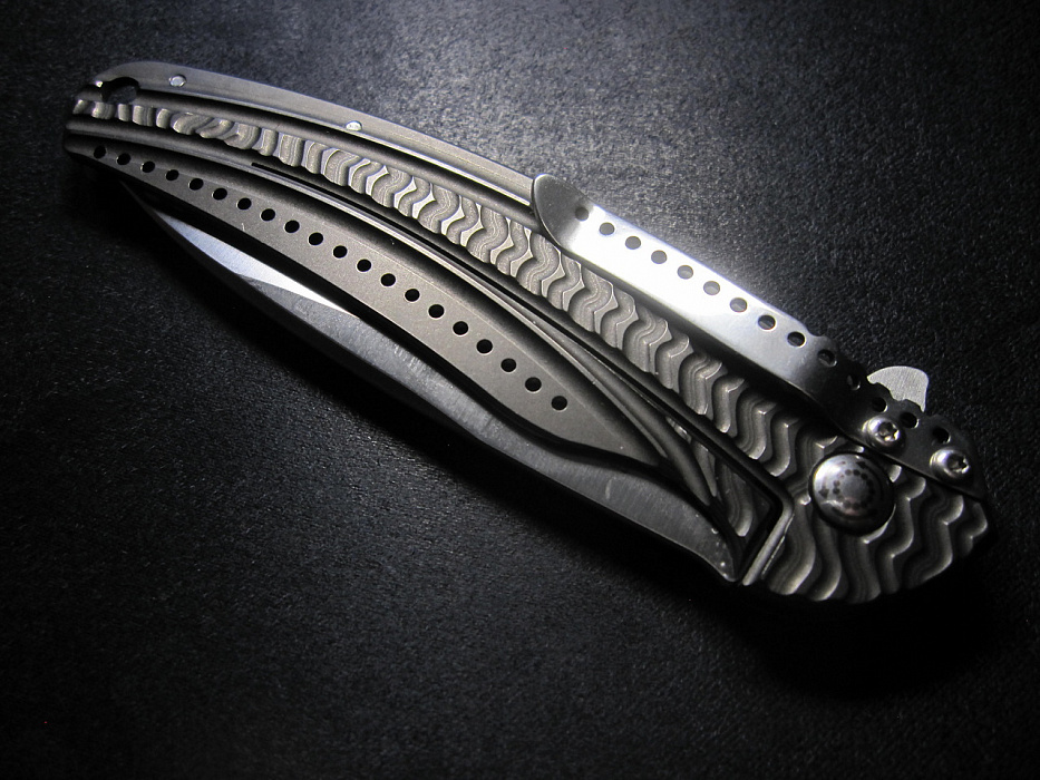 фото Складной нож crkt ripple grey, сталь acuto 440, рукоять нержавеющая сталь 420j2