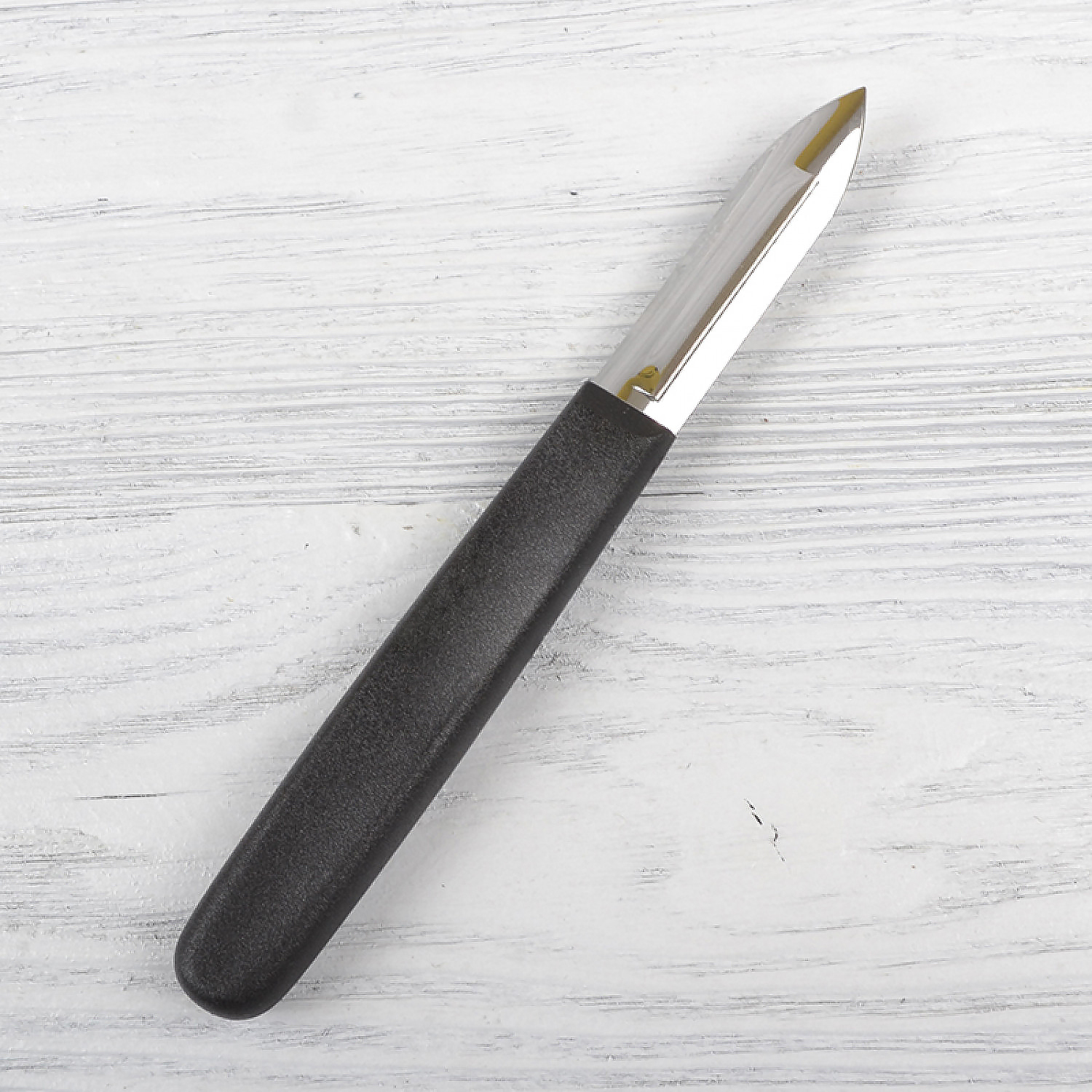Кухонный нож овощечистка Victorinox, черный от Ножиков