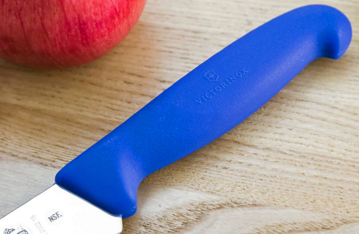 Кухонный нож Victorinox, сталь X55CrMo14, рукоять TPE, синий от Ножиков