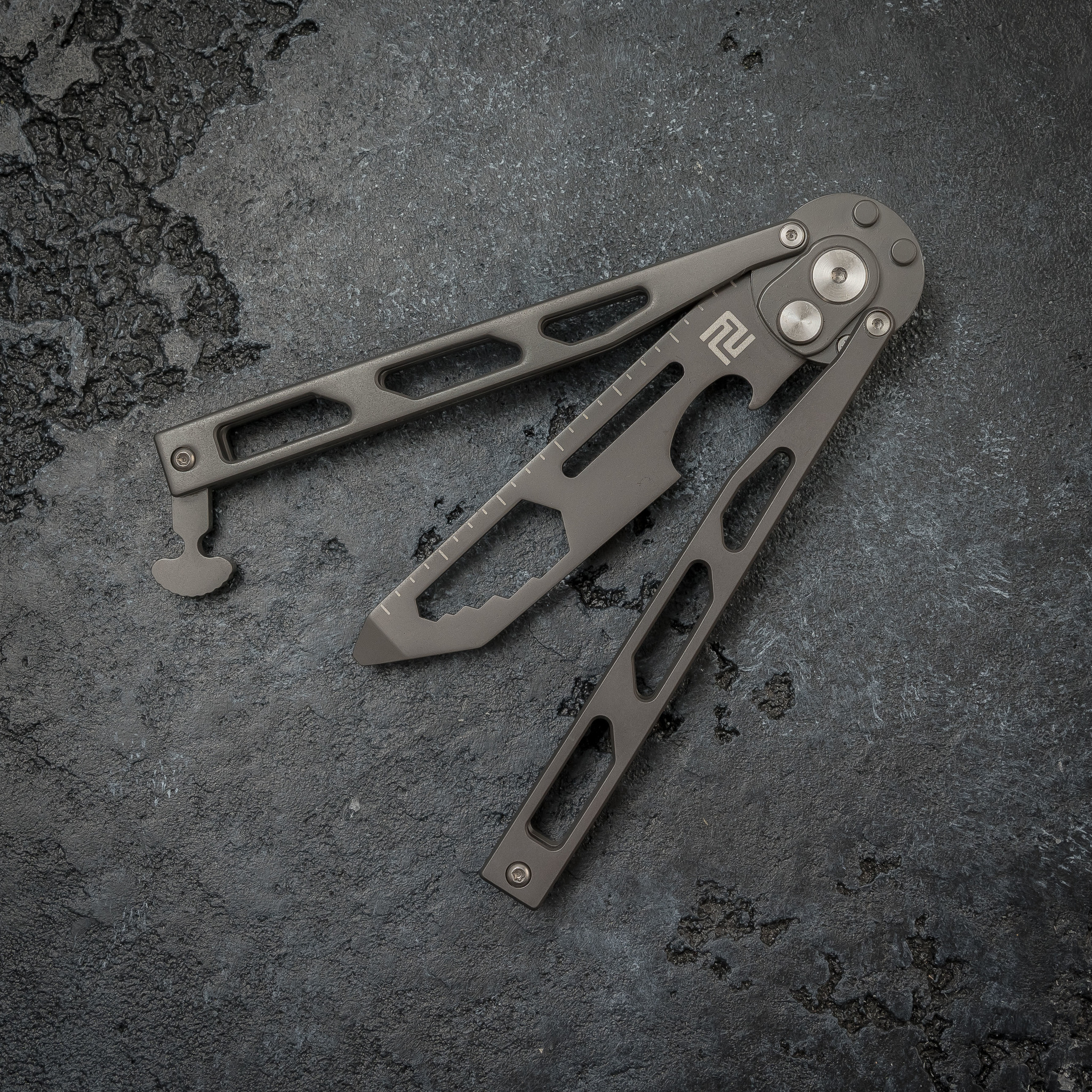 фото Автоматический нож бабочка artisan kinetic-tool black, сталь 8cr artisan cutlery