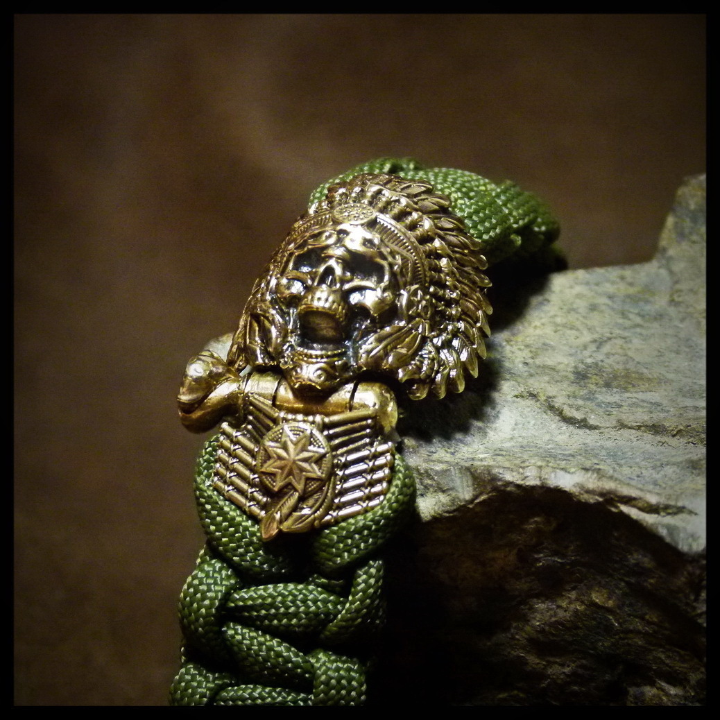 фото Замок для браслета из паракорда или кожи "вождь индейцев ", бронза крымская бронза