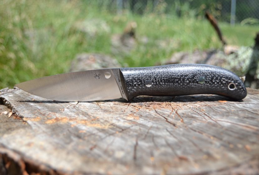 Нож с фиксированным клинком Proficient Spyderco FB36CFP, сталь Crucible CPM® S90V™ (420V) Satin Plain, рукоять карбон, чёрный - фото 2