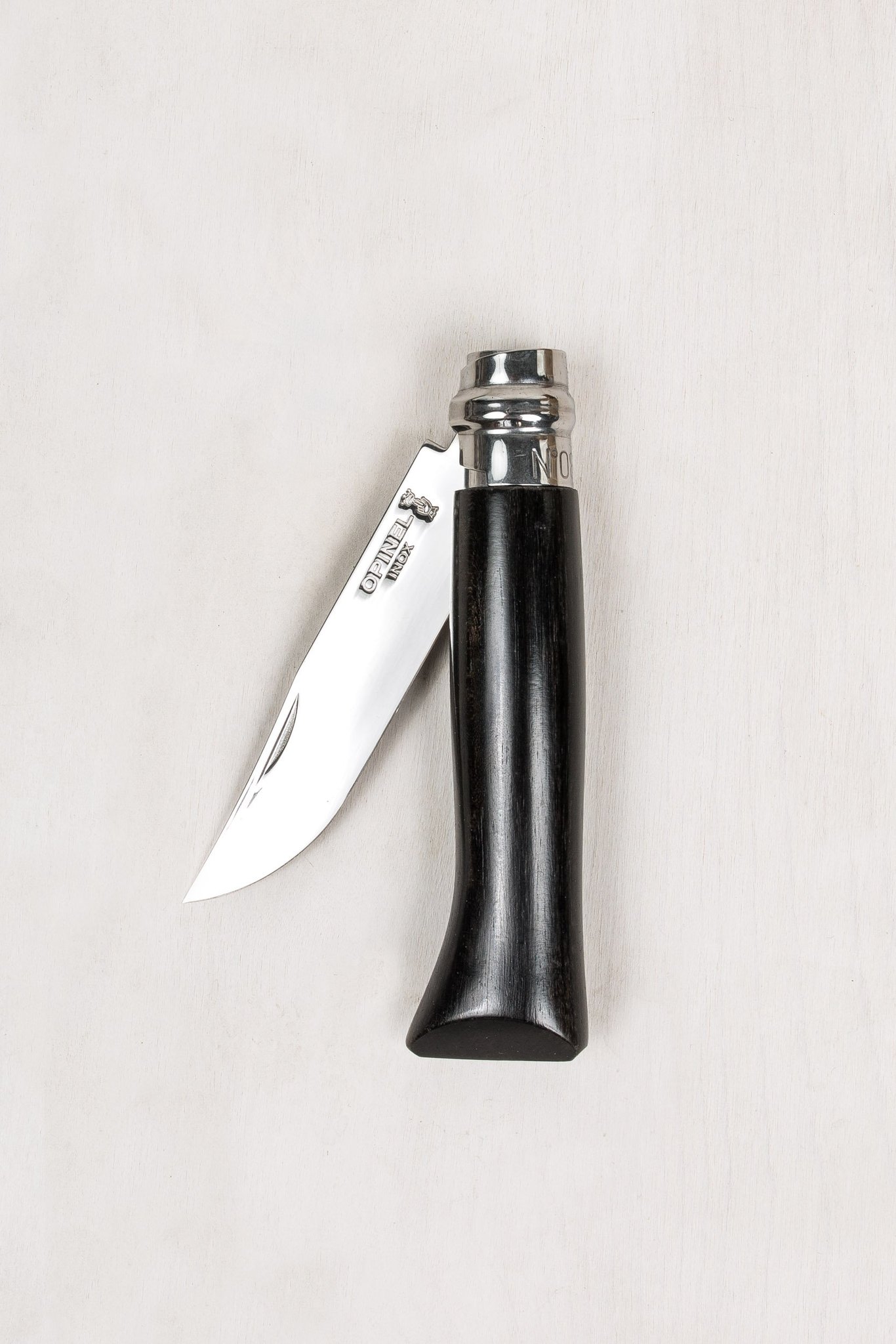 Нож складной Opinel №8 Ebony, сталь Sandvik™ 12С27, рукоять африканское дерево, 002015 - фото 5