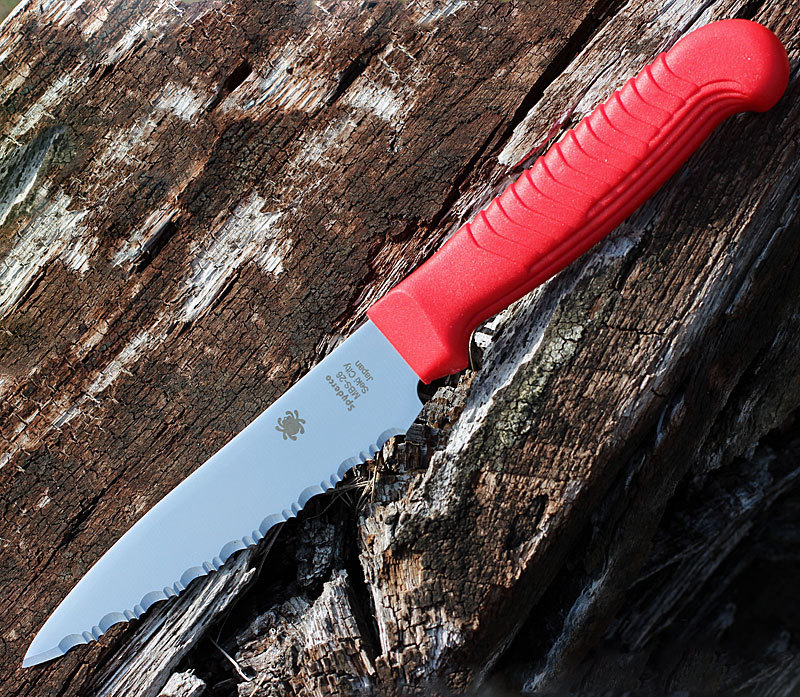 Нож кухонный универсальный Spyderco Utility Knife K05SRD, сталь MBS-26 Serrated 11.4 см, рукоять полипропилен, красный от Ножиков