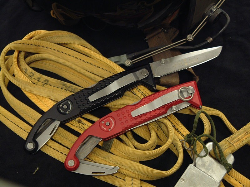 Складной нож Extrema Ratio T.F. Rescue Black, сталь Bhler N690, рукоять алюминий - фото 2