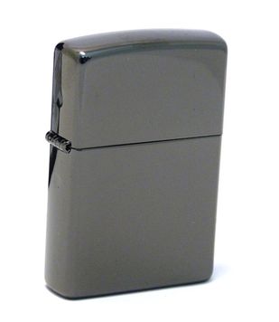 Оригинальные бензиновые зажигалки Zippo - купить фирменную зажигалку ...
