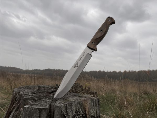 Фото к статье Лучшие стали для тактических ножей