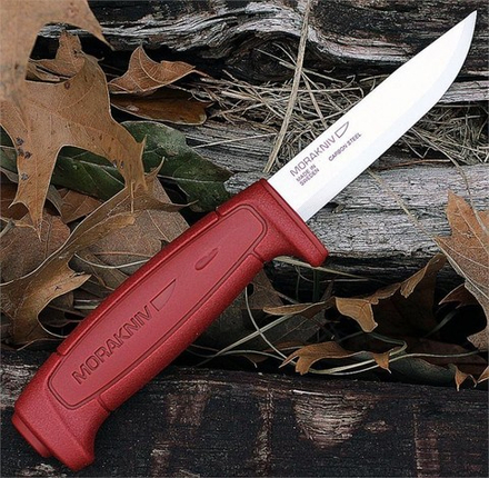 Походный нож Morakniv Basic 511, углеродистая сталь, пластик, красный